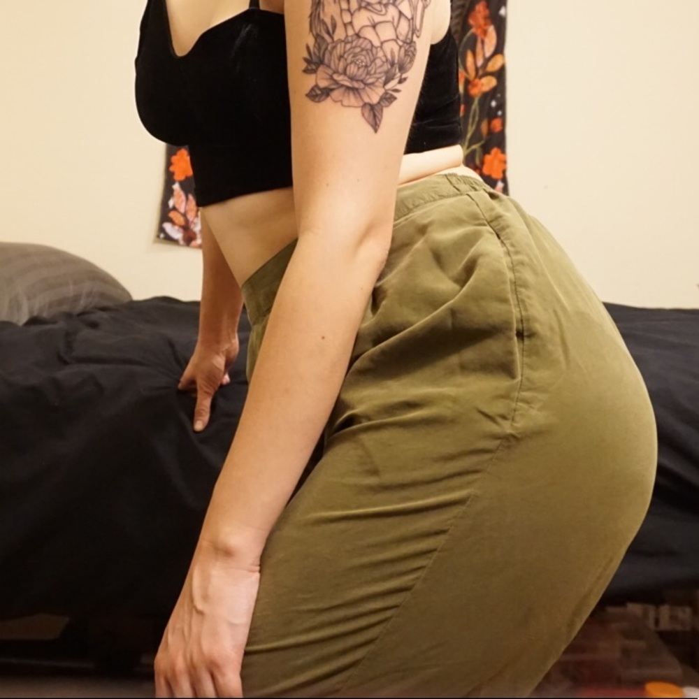 Olive green high waisted pants